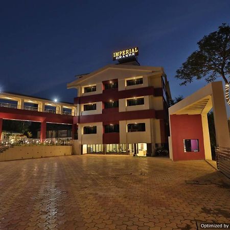 Imperial Grande Resort Лонавала Екстериор снимка