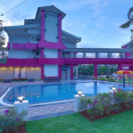Imperial Grande Resort Лонавала Екстериор снимка